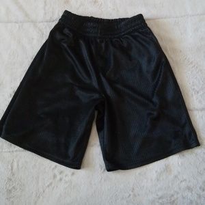 Boys basketball shorts